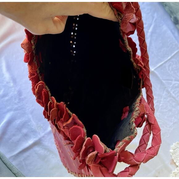 Wabags Genuine Leather Appliqué Flower Tote Handbag Red 3 D Design Shoulder Bag - Picture 5 of 10